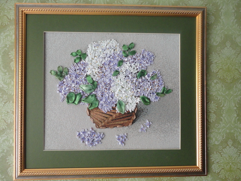 Моя первая вышивка лентами по гобелену. Не судите строго.