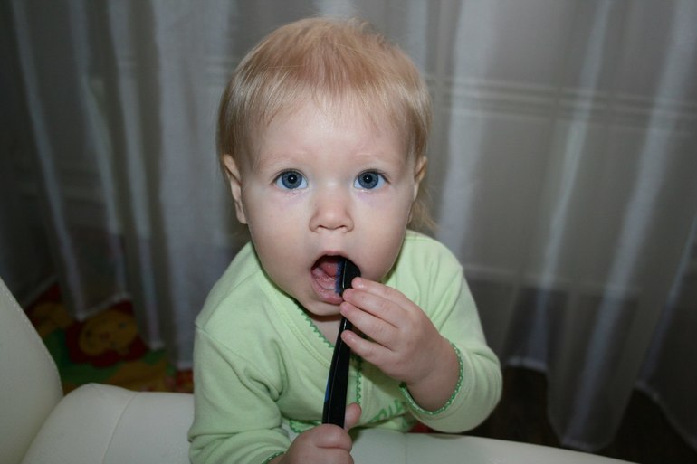 Проблема с чисткой зубов!!!