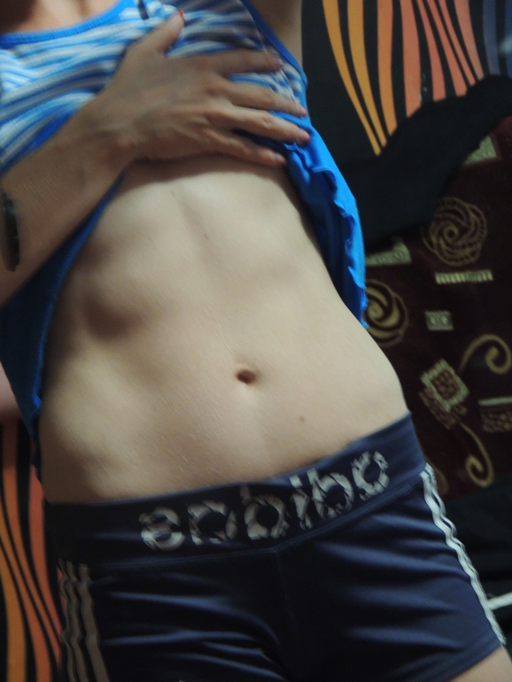 ну и я чуть -чуть покажусь)))