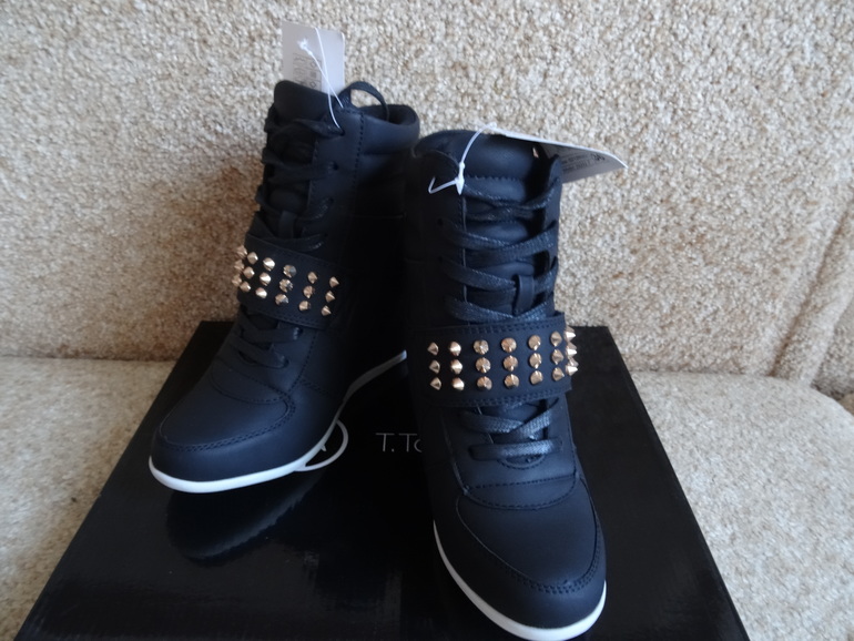 купила, а теперь жалею((((((((