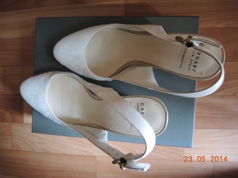 Туфли открытые Carnaby 39 р-р (Москва)