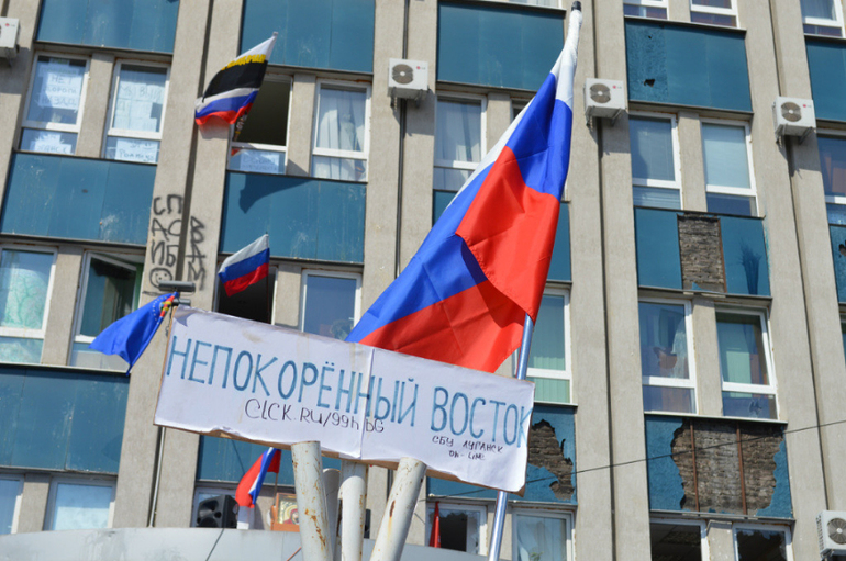 Луганск 9.04.2014г.Очень много фото!