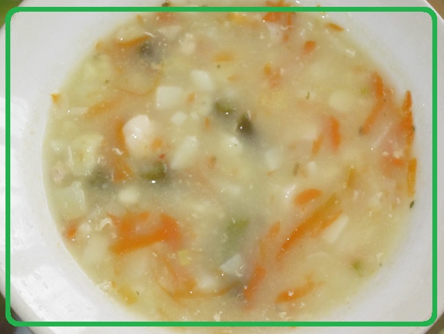 Сливочный суп с куриным филе.