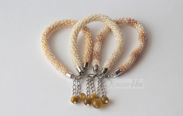 Комплект браслетов