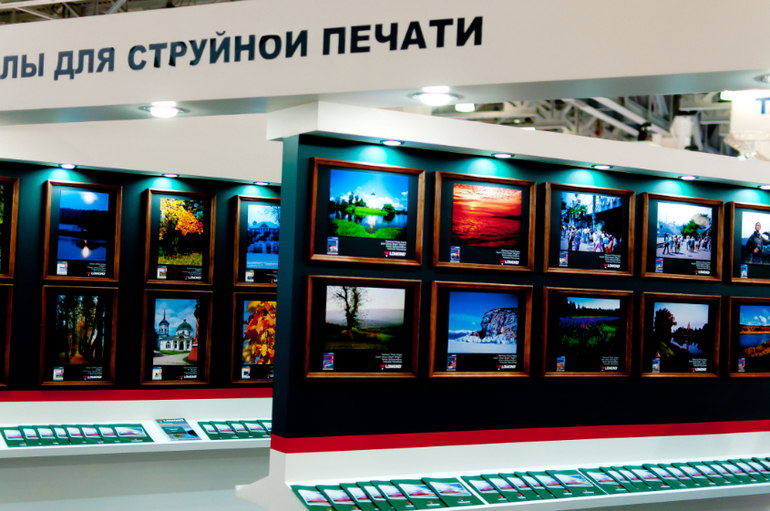 Фотовыставка в Крокусе