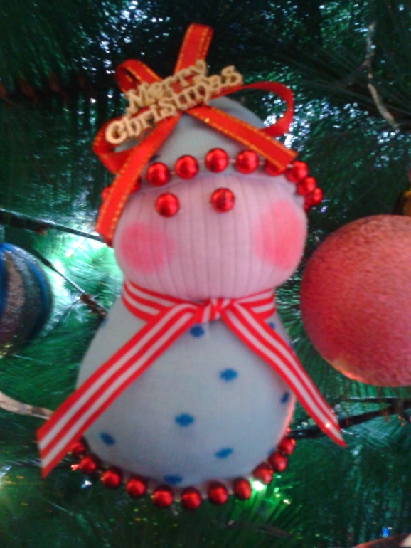 наш снеговик на выставку в детский садик