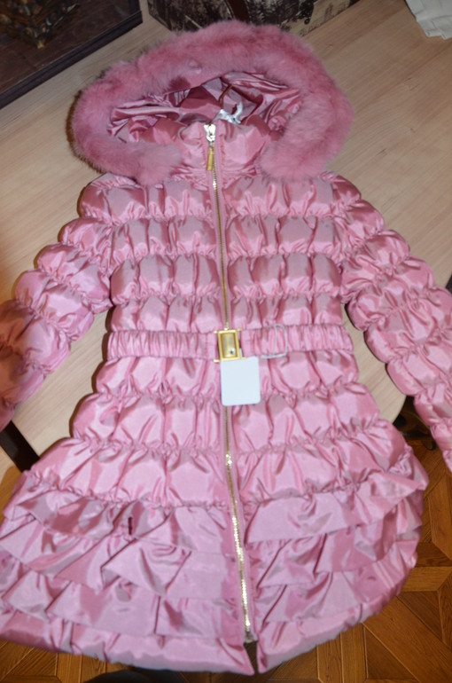 BLUMARINE коллекция 2013/2014, отличная ткань!!!!! Цвет- Бомба!!!! 36 мес.