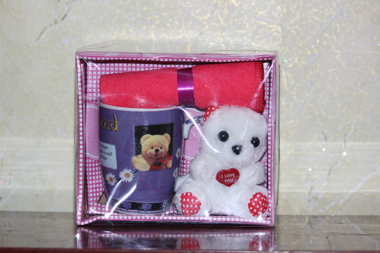 Подарочек на 8 марта)))