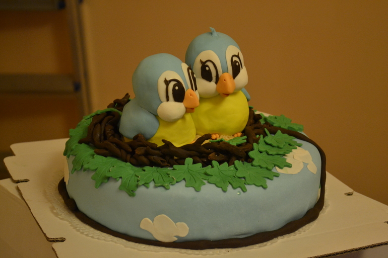 Тортик на 32-ую годовщину свадьбы.