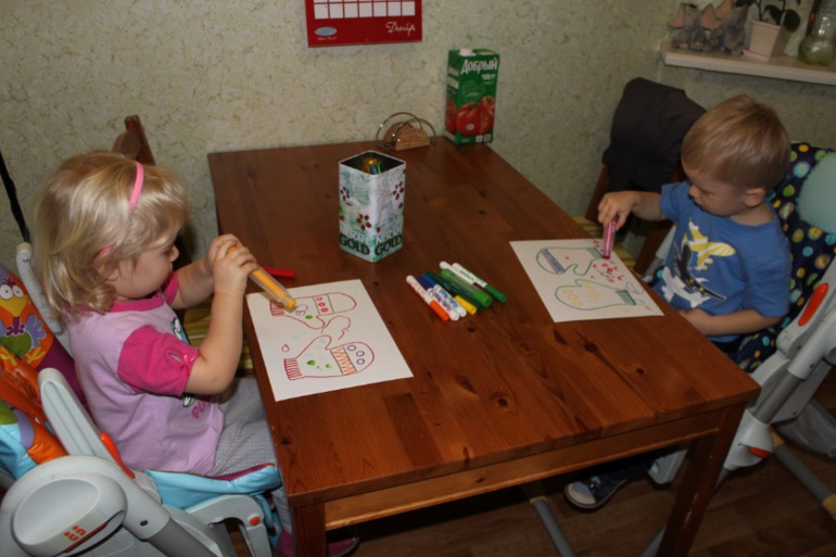 Наш первый ФМ! Новогодний переполох, 1 неделя