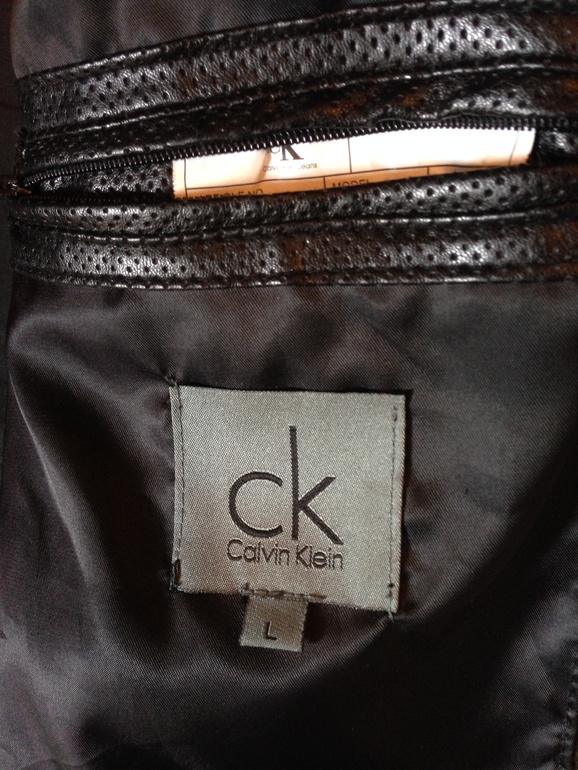 продам куртки КожЗам (б/у)