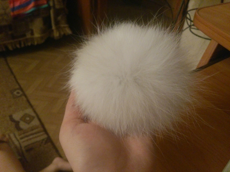 меховые помпоны..шкурки обмен