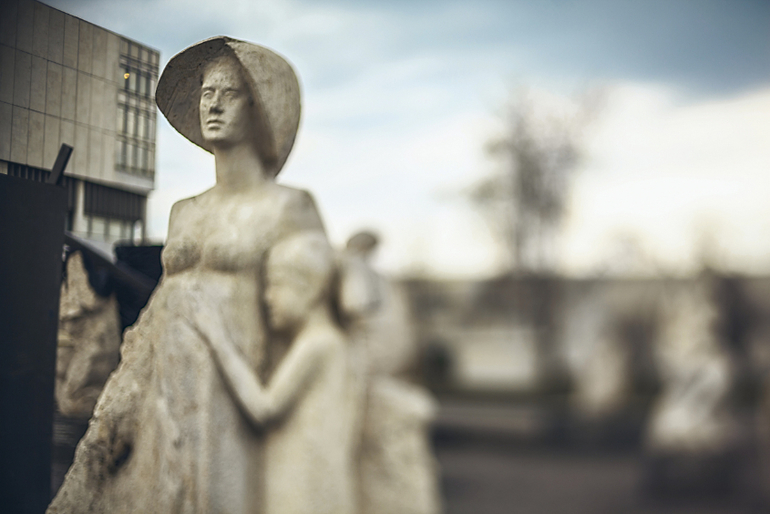 Музеон. Тема материнства и семьи