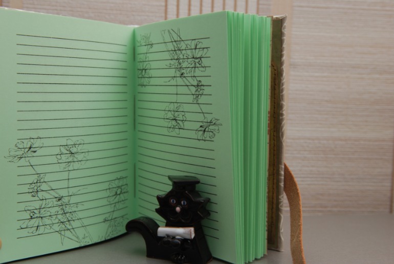 Ежедневник, блокнот, Бутень.