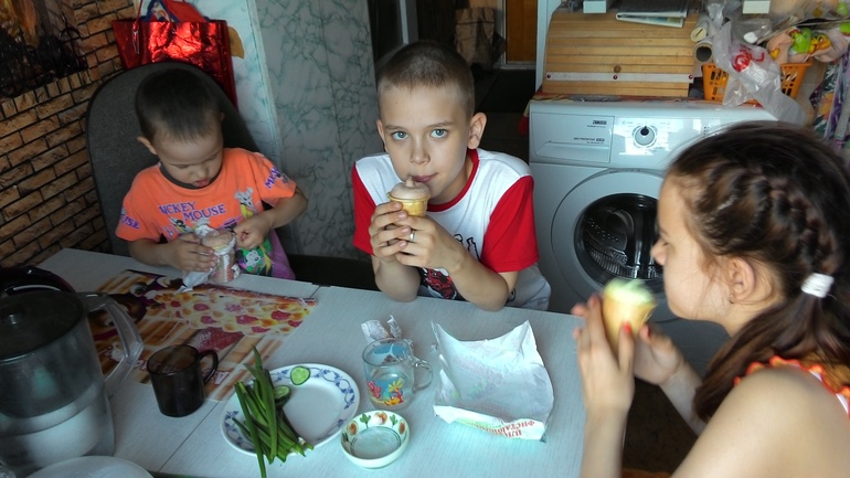 Один день из жизни нашей семьи
