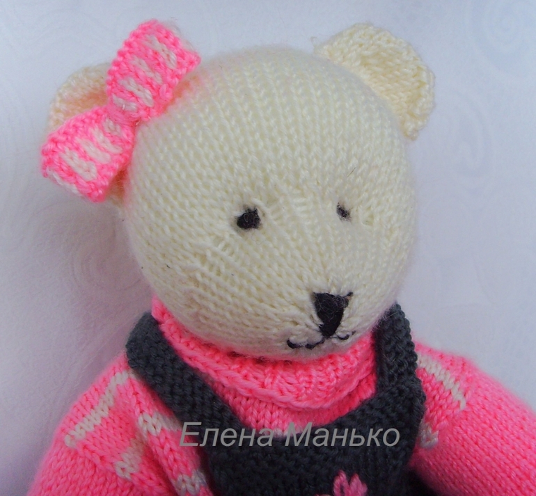 А у нас теперь живут вот такие милые игрушки