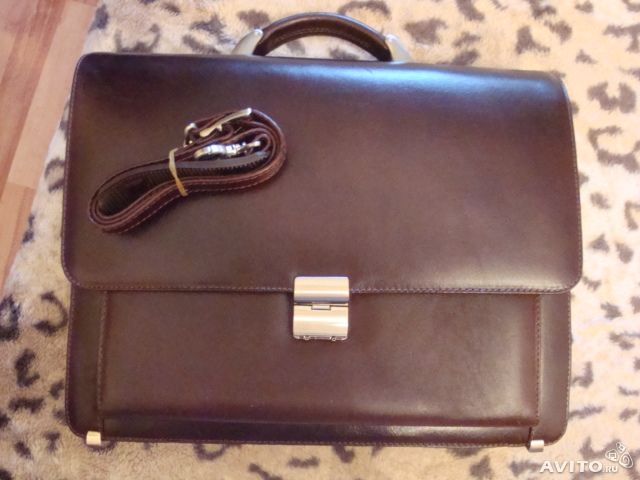 ПОМЕНЯЮ  МУЖСКОЙ ПОРТФЕЛЬ.НОВЫЙ .КОЖА.