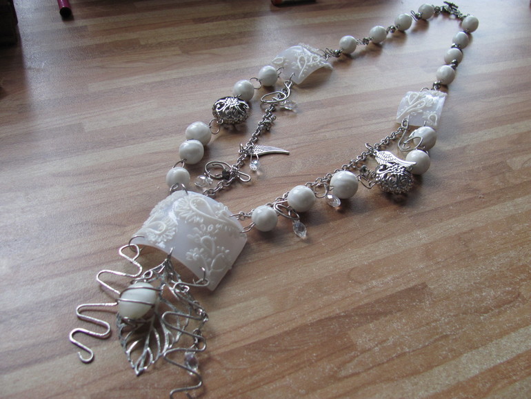 Бусы ручной работы. 120 грн.