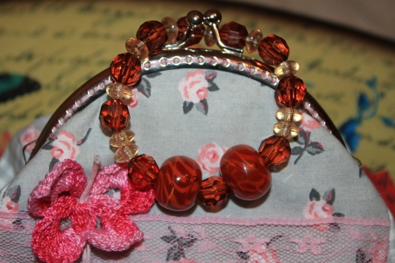 Мои первые браслетики!