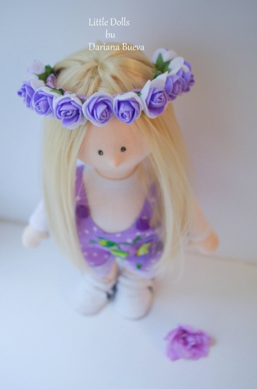 Еще одна девочка)