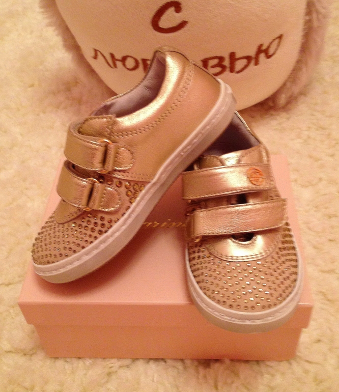 D&G 25р, Blumarine 24р.