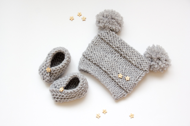 Пинетки и шапочка для малыша