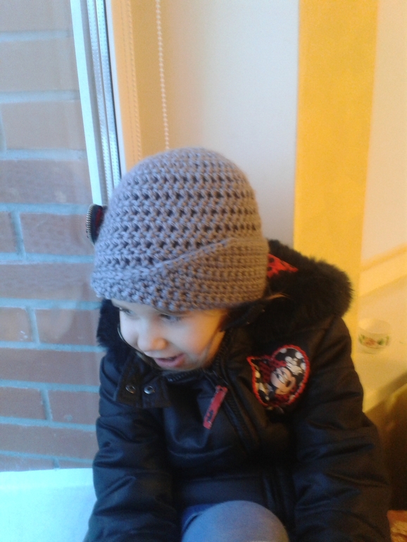 Два часа и шапка готова)))