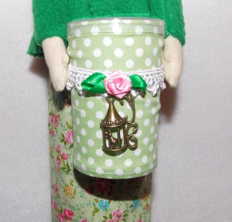 Хранительница для палочек и дисков.