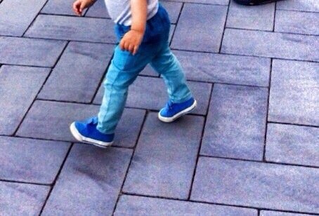 Ищу такие брюки на мальчика!!!!!