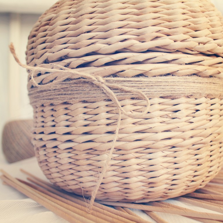 Плетеная шкатулка