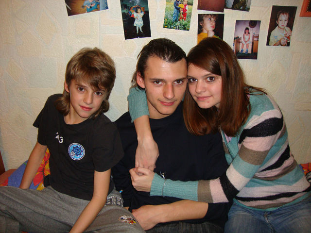 Друг может быть ближе чем брат... а брат это больше чем друг...))