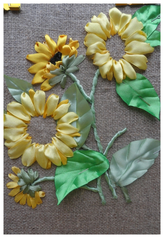 Вышивка лентами. Льняная сумка. МК