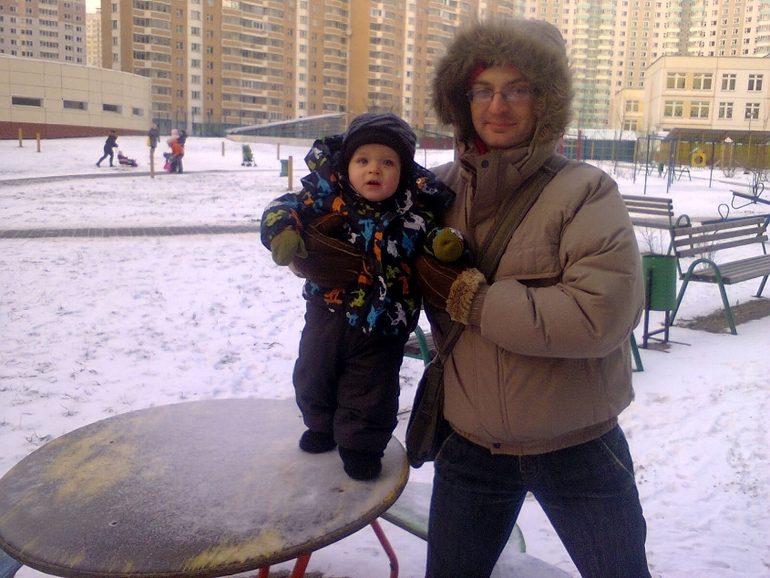 Первая пешая прогулка!