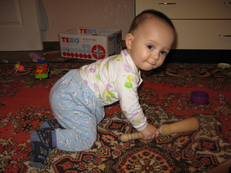 наш долгожданный выстраданный 4-ый зубик...