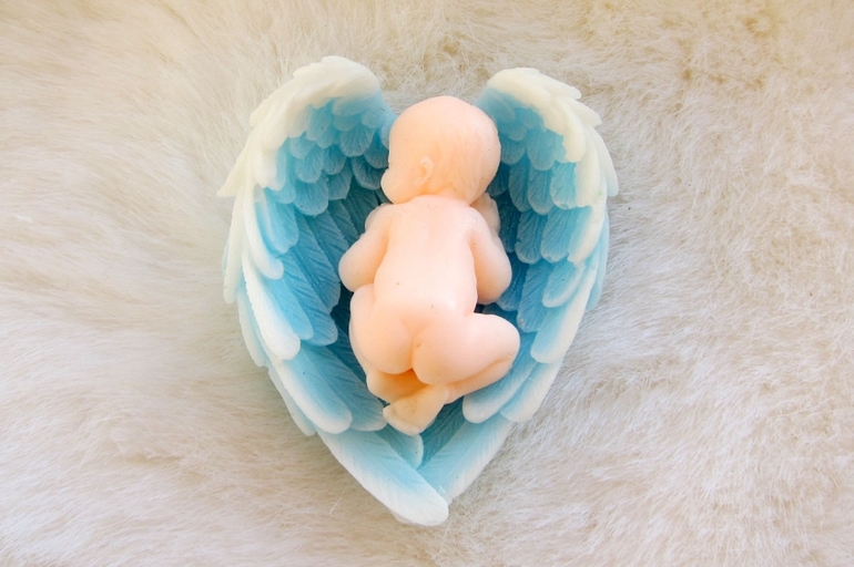 С новорожденным!