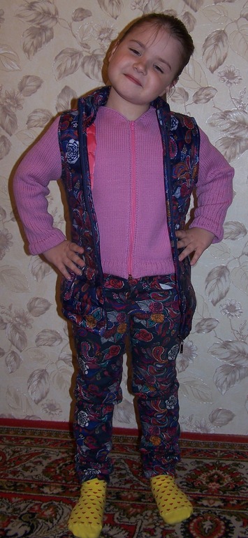 кофточка для Маруси (и сразу хвастик)