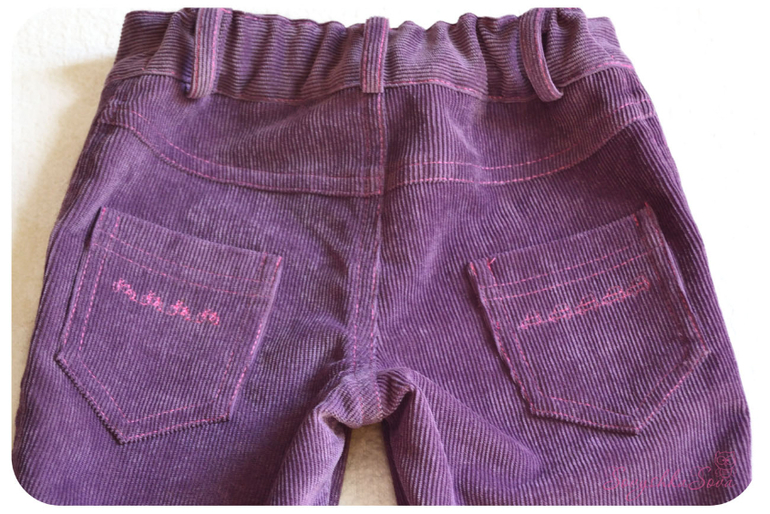 Вельветовые брюки.