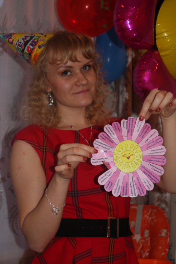 Нашей Златочке годик!!!