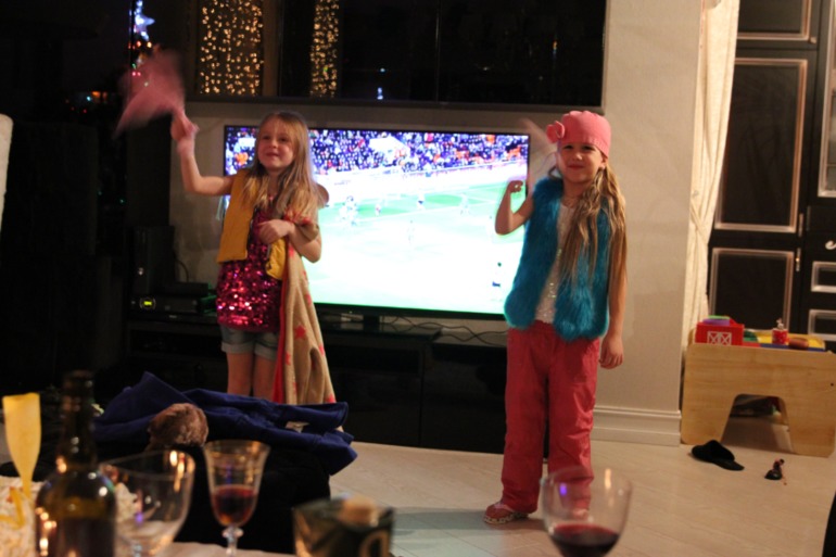 Новый год с друзьями!)