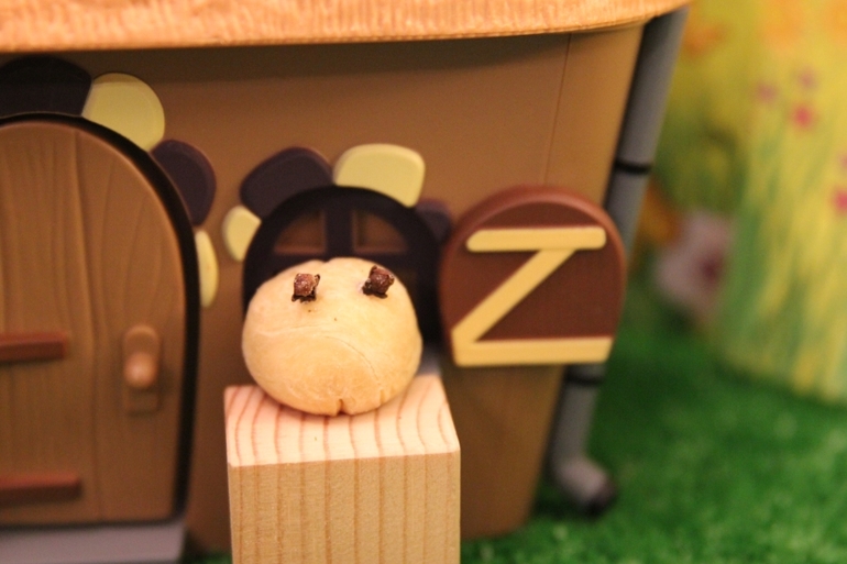 колобок , колобок....