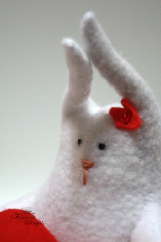 Парочка влюбленных заек.