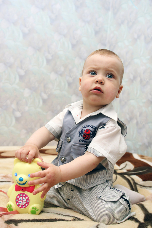 Матвею 1 год
