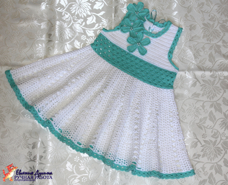 Платье и шляпка для принцессы)