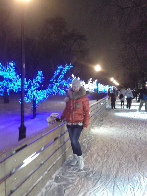 Как Евгешка вывела меня в свет)))