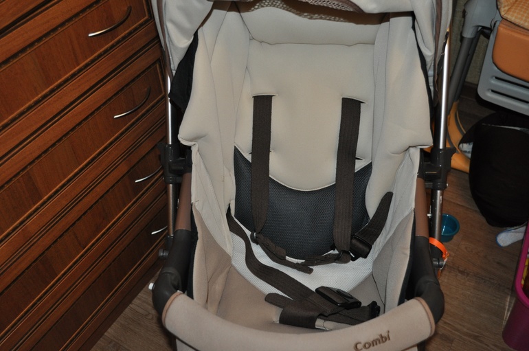 combi urban walker 8500 плюс фирменный дождевик