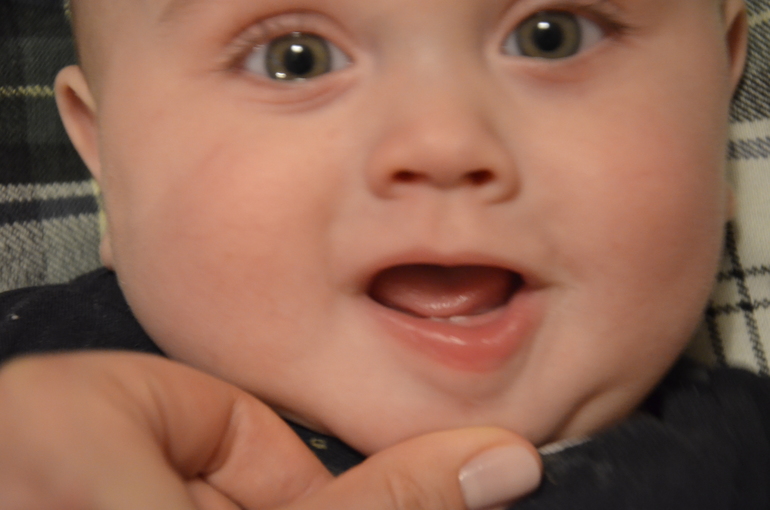 Наши первые зубки