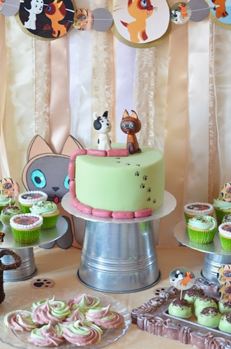 Candy-bar. Сладкий стол КОТЕНОК ПО ИМЕНИ "ГАВ"...