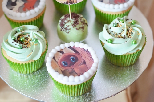 Candy-bar. Сладкий стол КОТЕНОК ПО ИМЕНИ "ГАВ"...