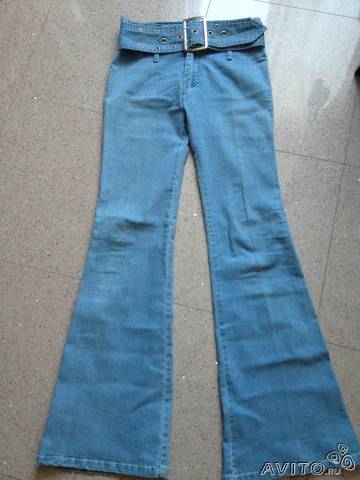 Продам джинсы в отличном состоянии, 40-42 с ремешком