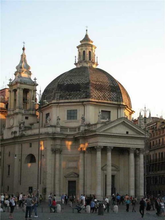 Какая страна самая маленькая?